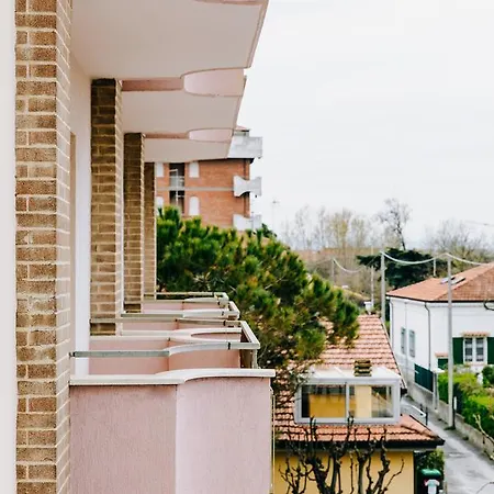 Hotel Villa Claudia Bellaria-Igea Marina Exterior foto